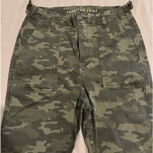 American Eagle skinny stretch pants camo